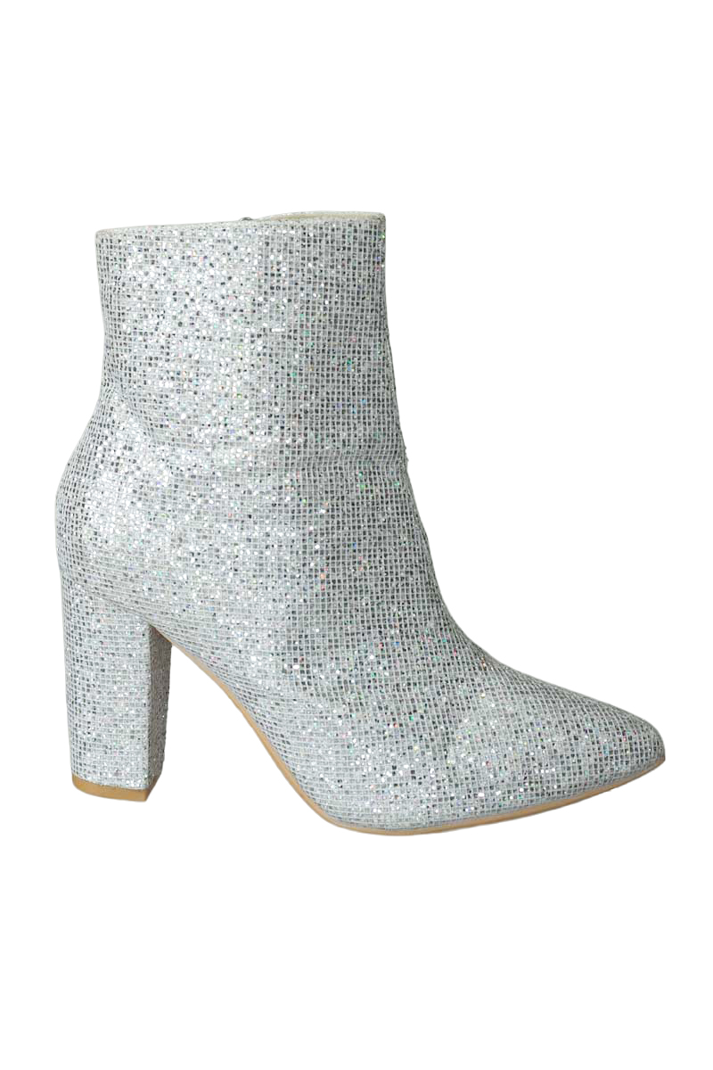 Zapatos color Plateado - Closeando