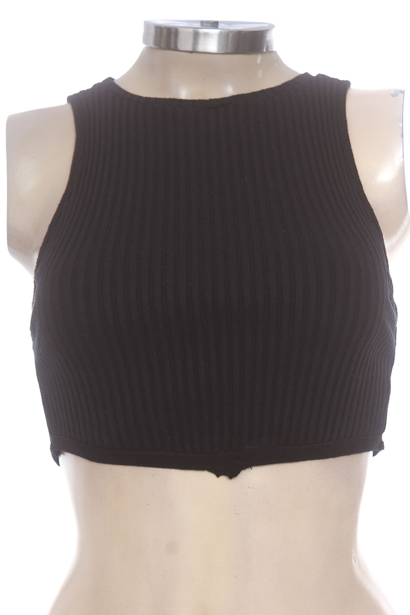 Top / Camiseta color Negro - Zara