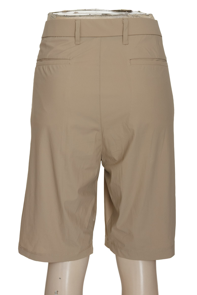 Bermuda - Pantaloneta color Beige - Refinery Republic