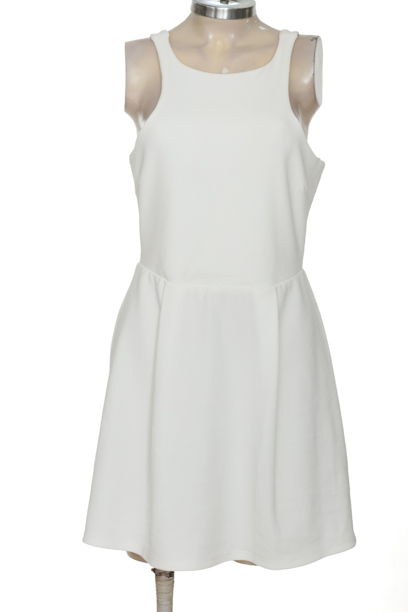 Vestido / Enterizo color Blanco - ELA
