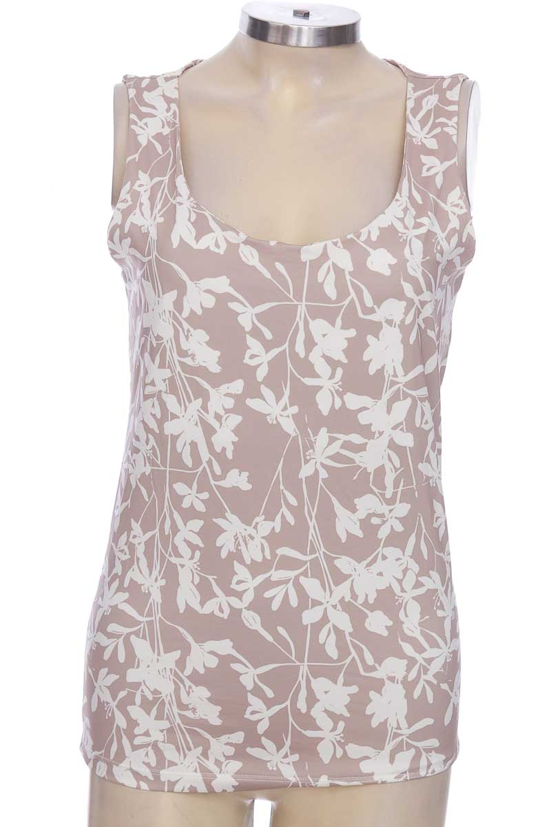 Top / Camiseta color Beige - Arkitect talla M como nuevo | Closeando