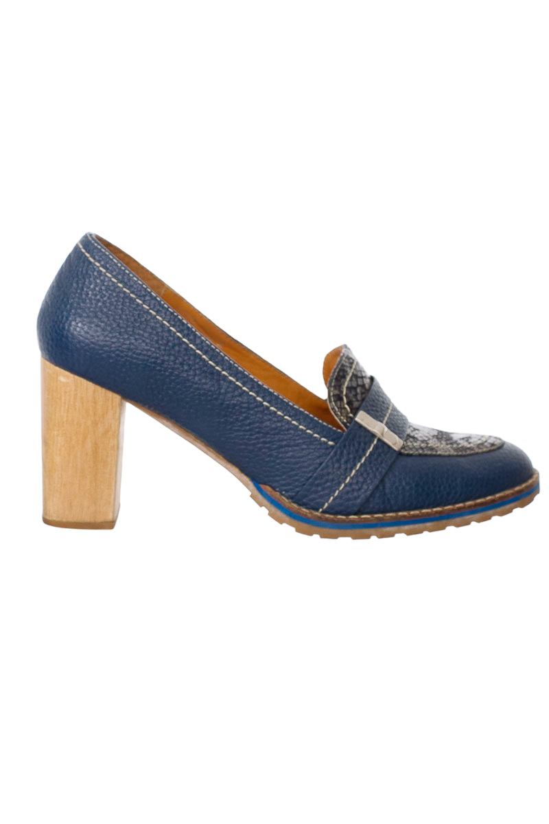 Zapatos color Azul - Closeando