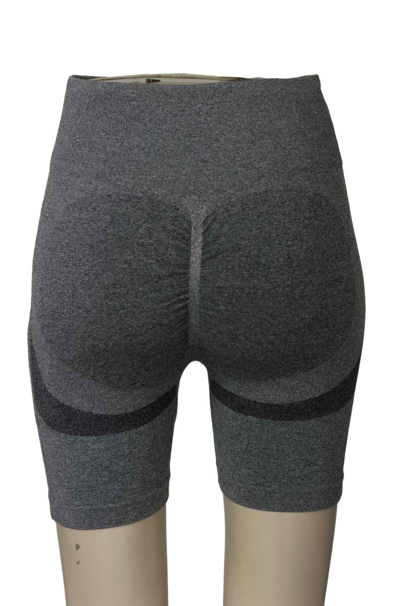 Ropa Deportiva / Salida de Baño color Gris - Closeando