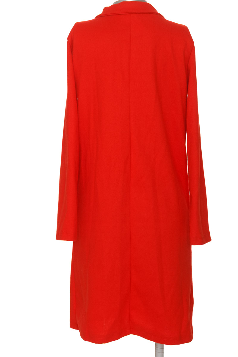 Chaqueta / Abrigo color Rojo - Closeando