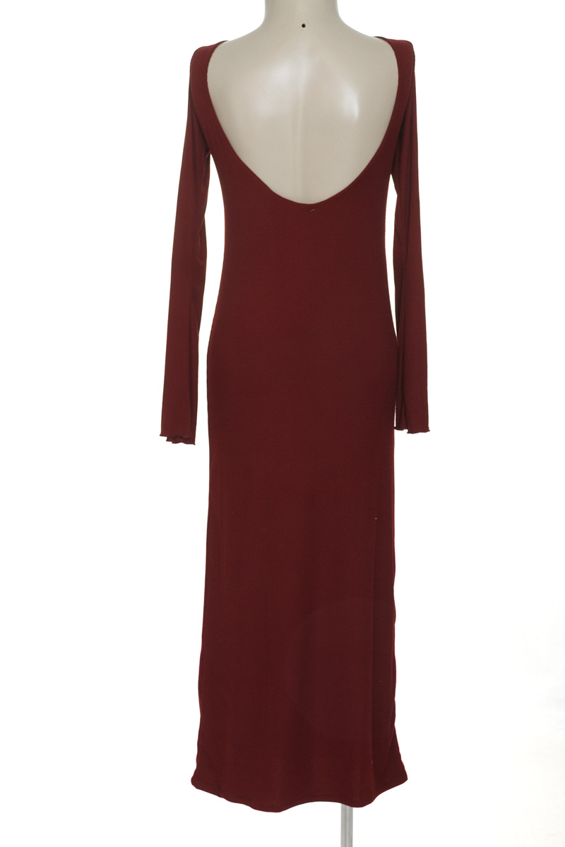 Vestido / Enterizo color Vinotinto - Closeando