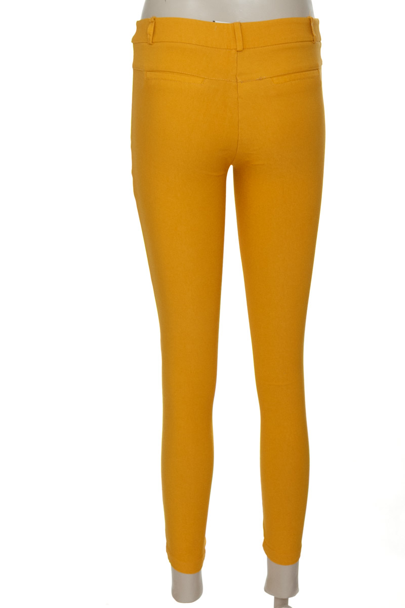 Pantalones color Mostaza - Basement