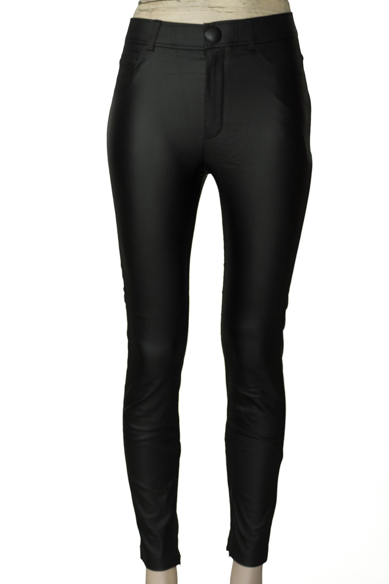 Pantalones color Negro - Zara