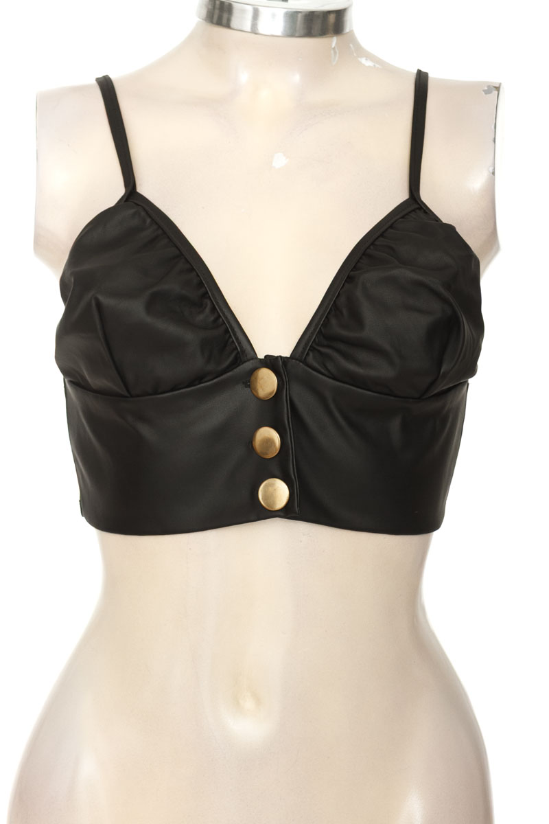 Top / Camiseta color Negro - Wanawa