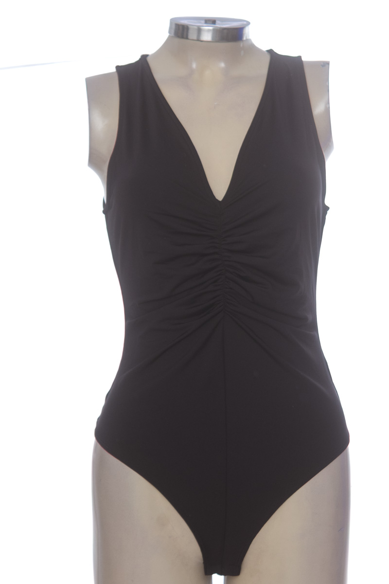 Top / Camiseta color Negro - H&M