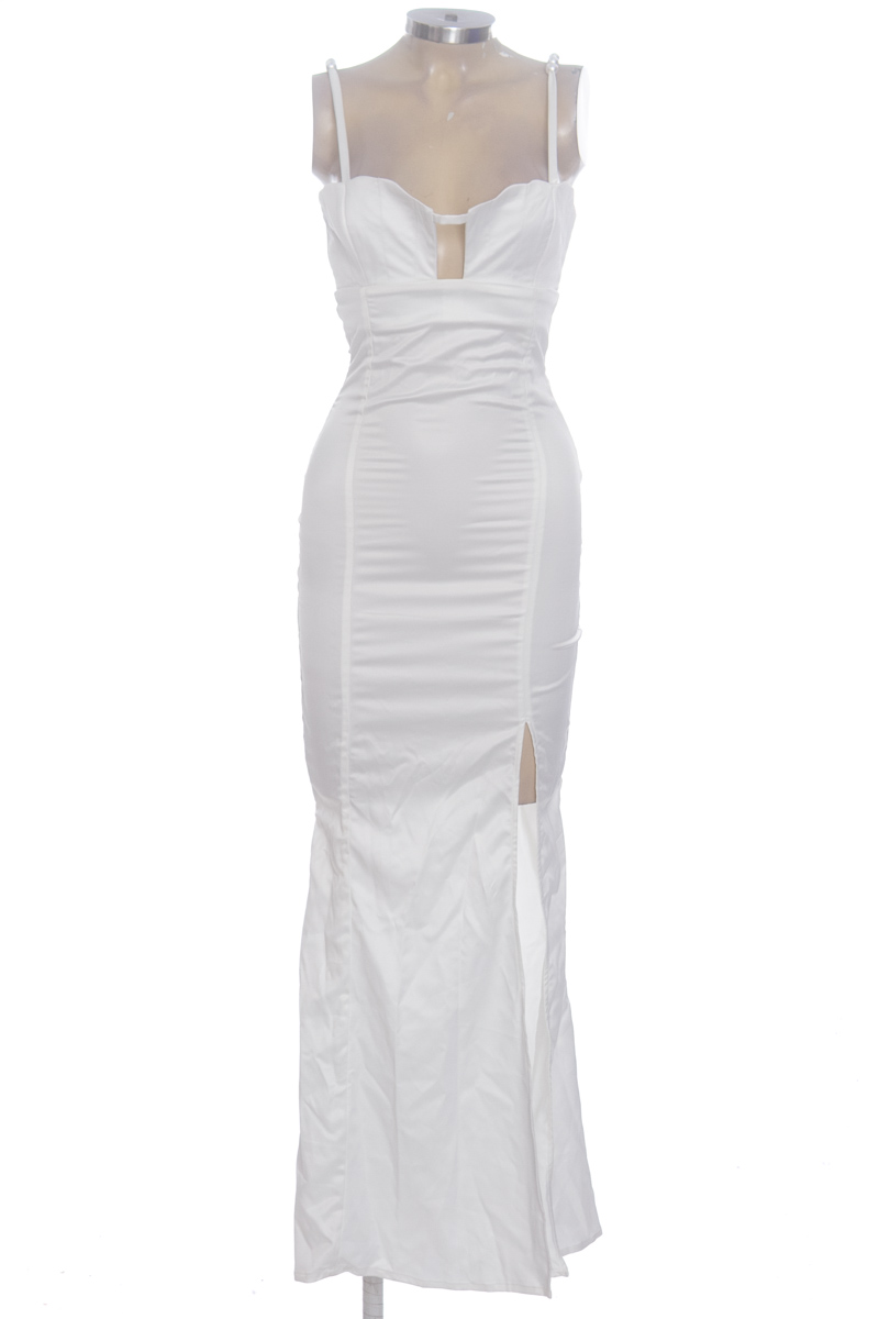 Vestido / Enterizo color Blanco - Closeando