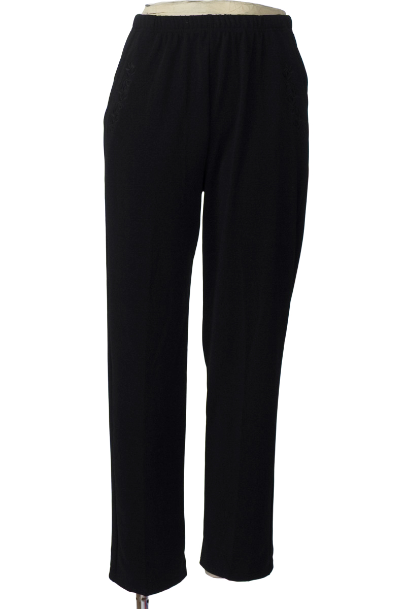 Pantalones color Negro - Closeando
