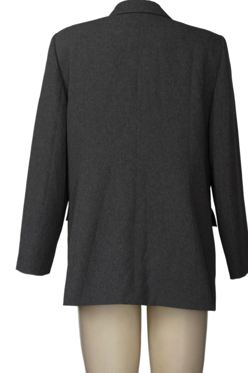 Chaqueta / Abrigo color Gris - Closeando