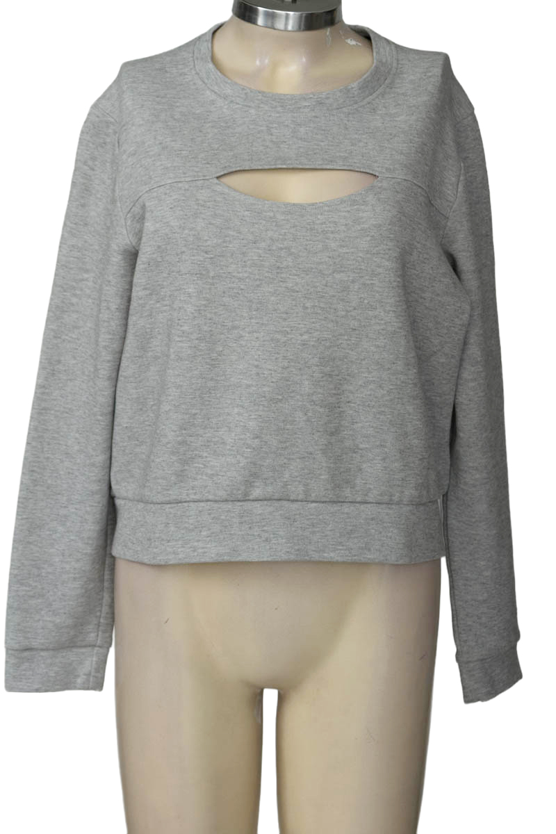 Ropa Deportiva / Salida de Baño color Gris - Adidas