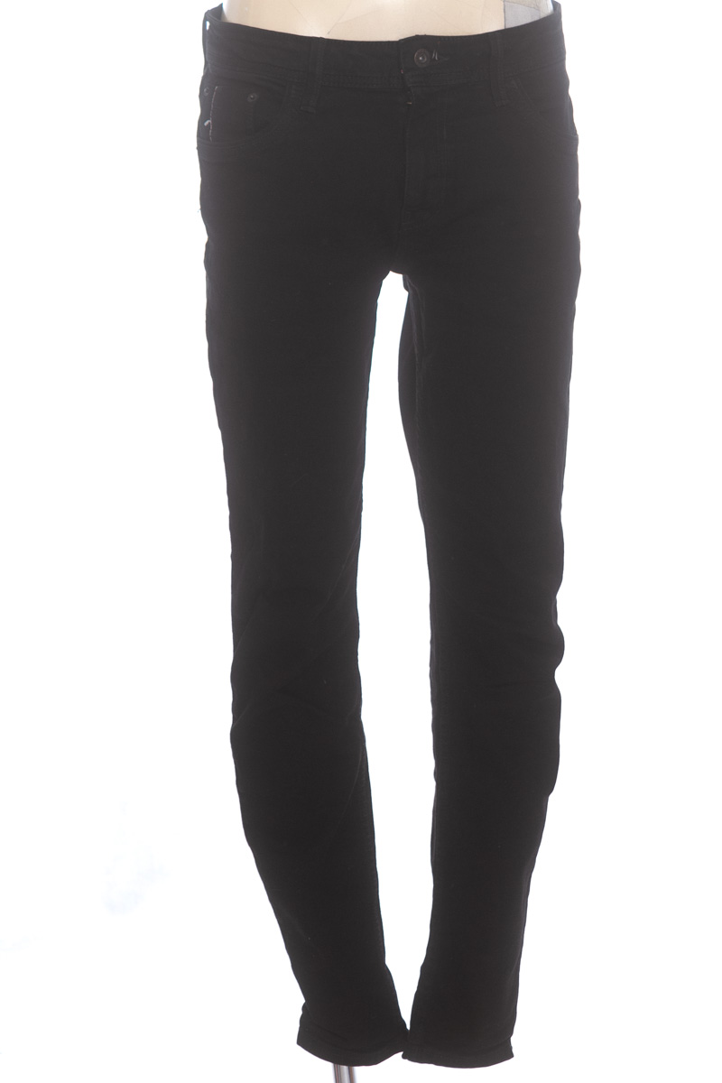 Jean color Negro - Koaj
