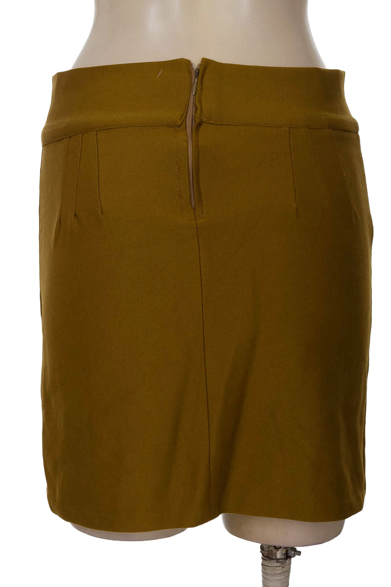 Falda color Verde - Closeando