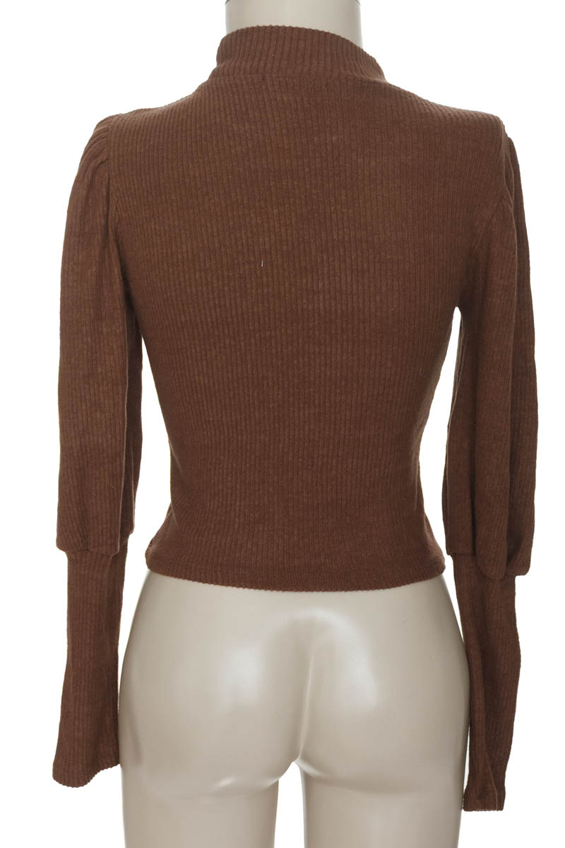 Sweater color Café - Ambiance