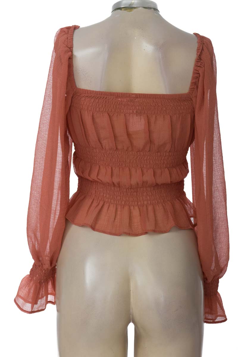 Top / Camiseta color Salmón - Closeando