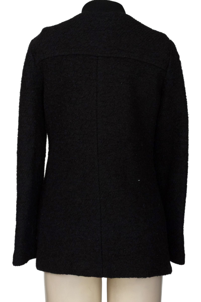 Chaqueta / Abrigo color Negro - Bershka
