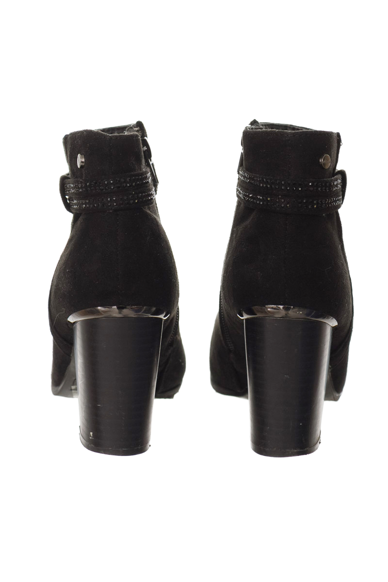 Zapatos color Negro - Bata