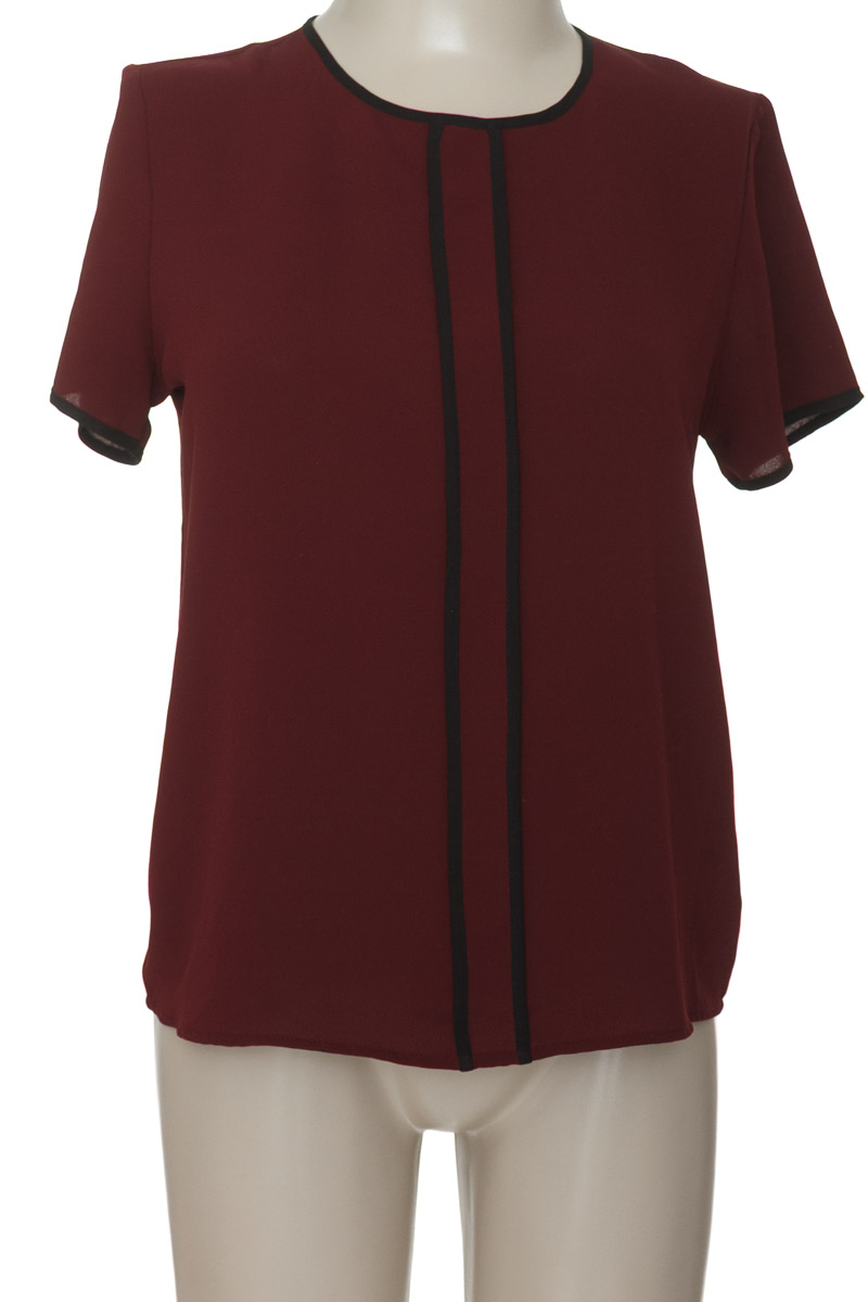 Top / Camiseta color Vinotinto - Forever 21
