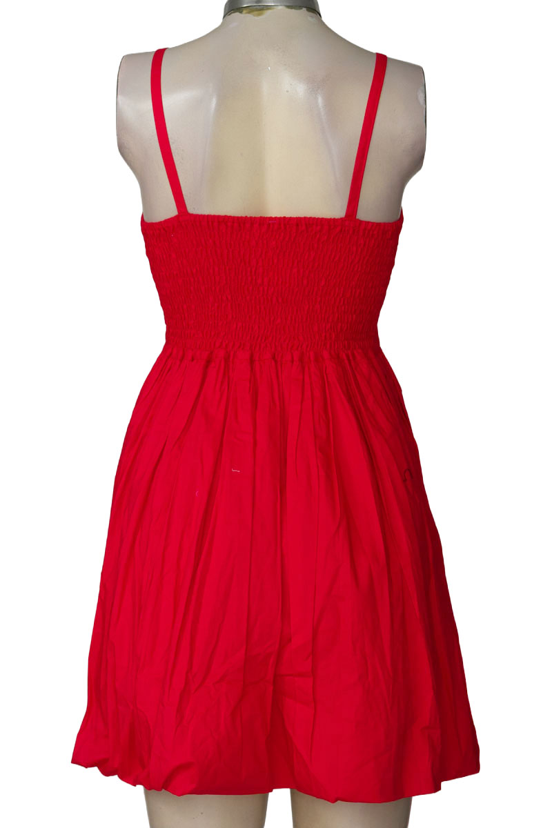 Vestido / Enterizo color Rojo - Closeando