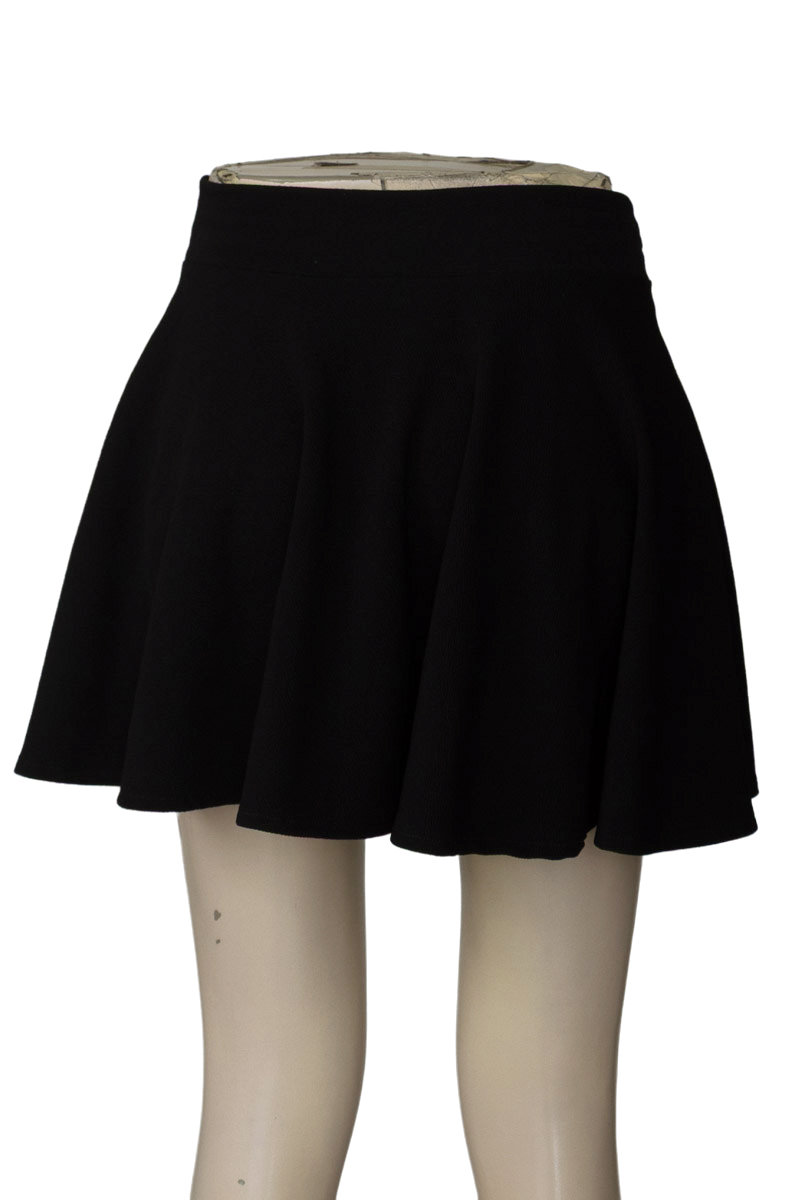 Short color Negro - Closeando