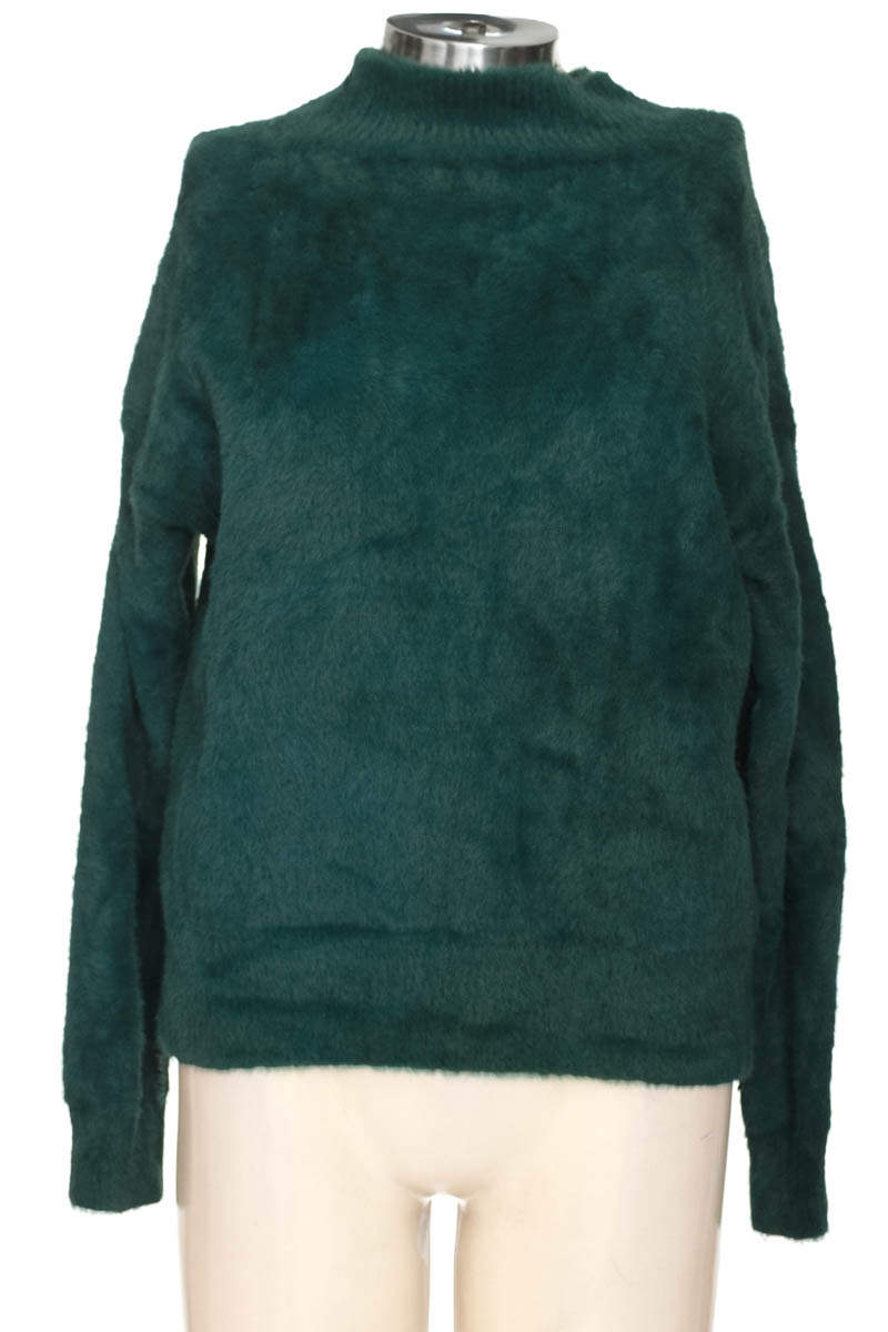 Sweater color Verde - Closeando
