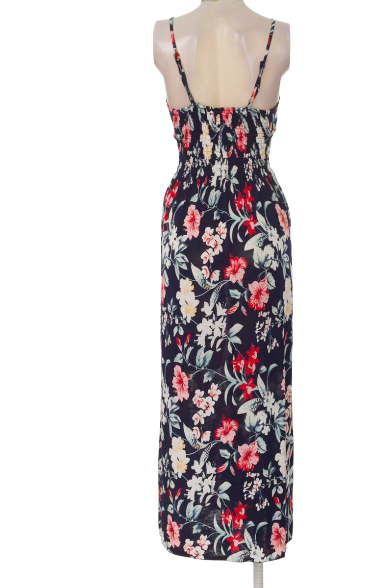 Vestido / Enterizo color Azul - Closeando