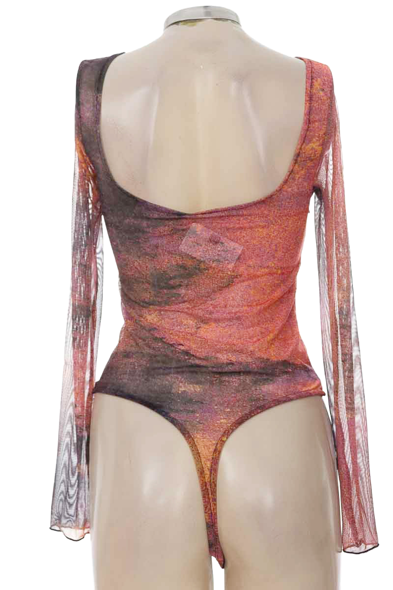 Top / Camiseta color Estampado - LIKE