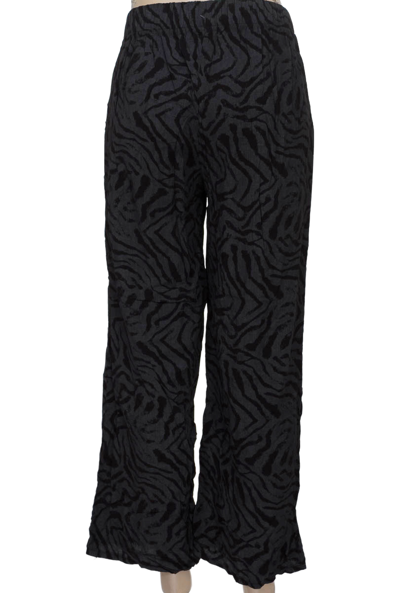 Pantalones color Gris - Closeando