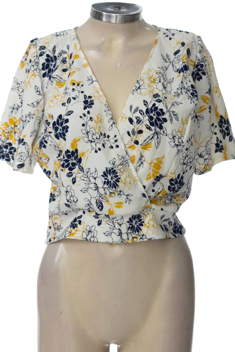 Blusa color Blanco - Closeando