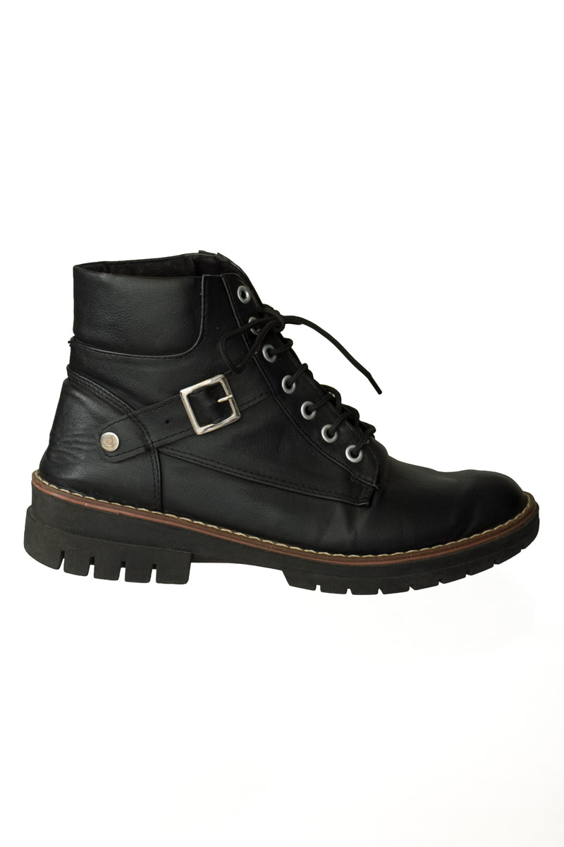 Zapatos color Negro - Closeando
