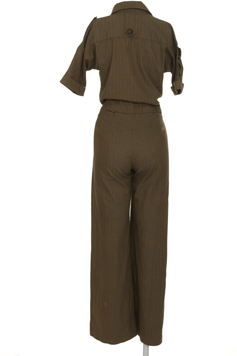 Vestido / Enterizo color Café - Alado