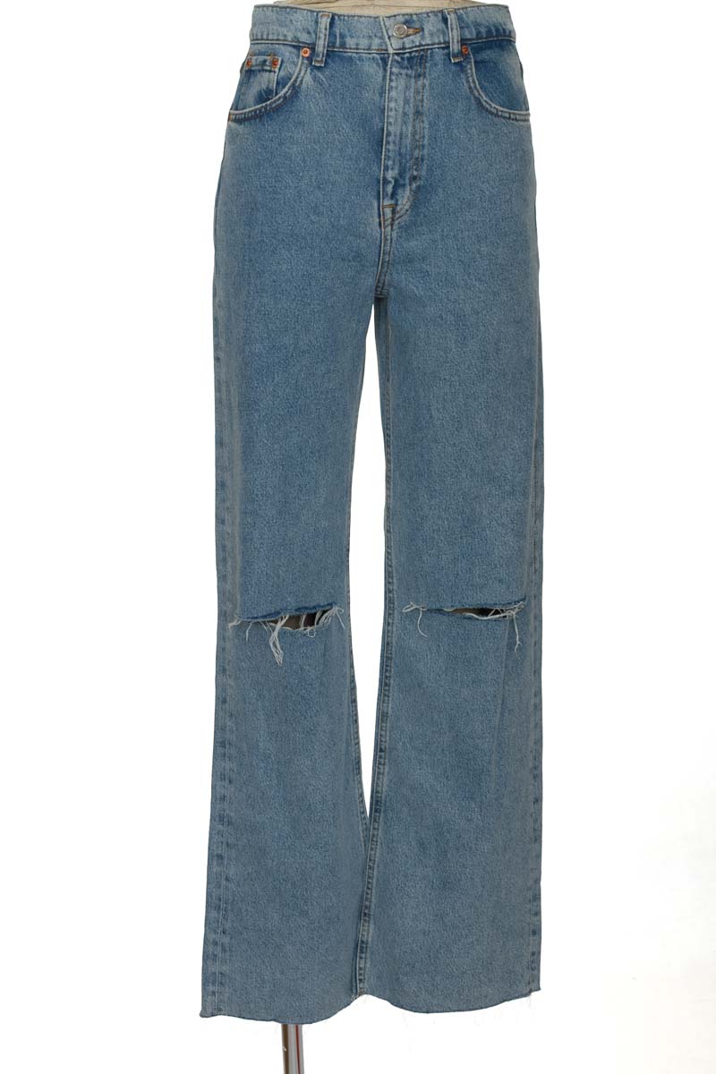 Pantalones color Azul - Zara