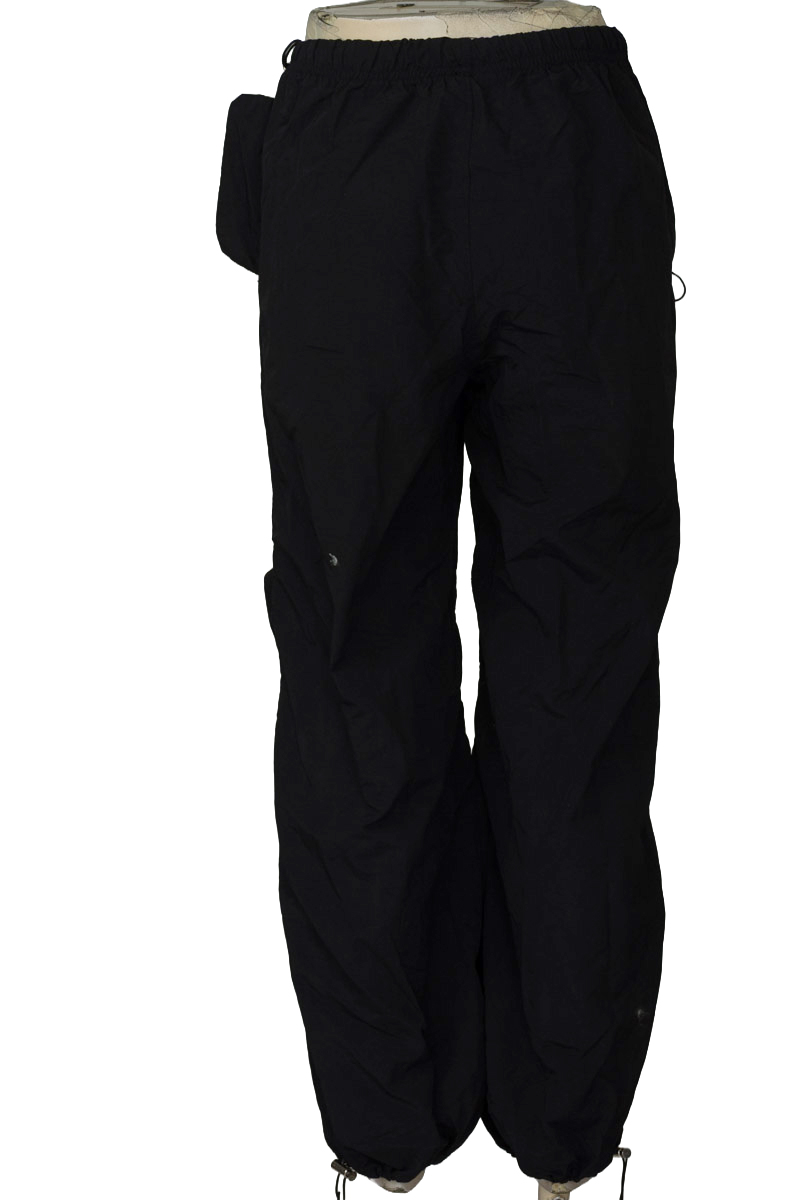Pantalones color Negro - Closeando