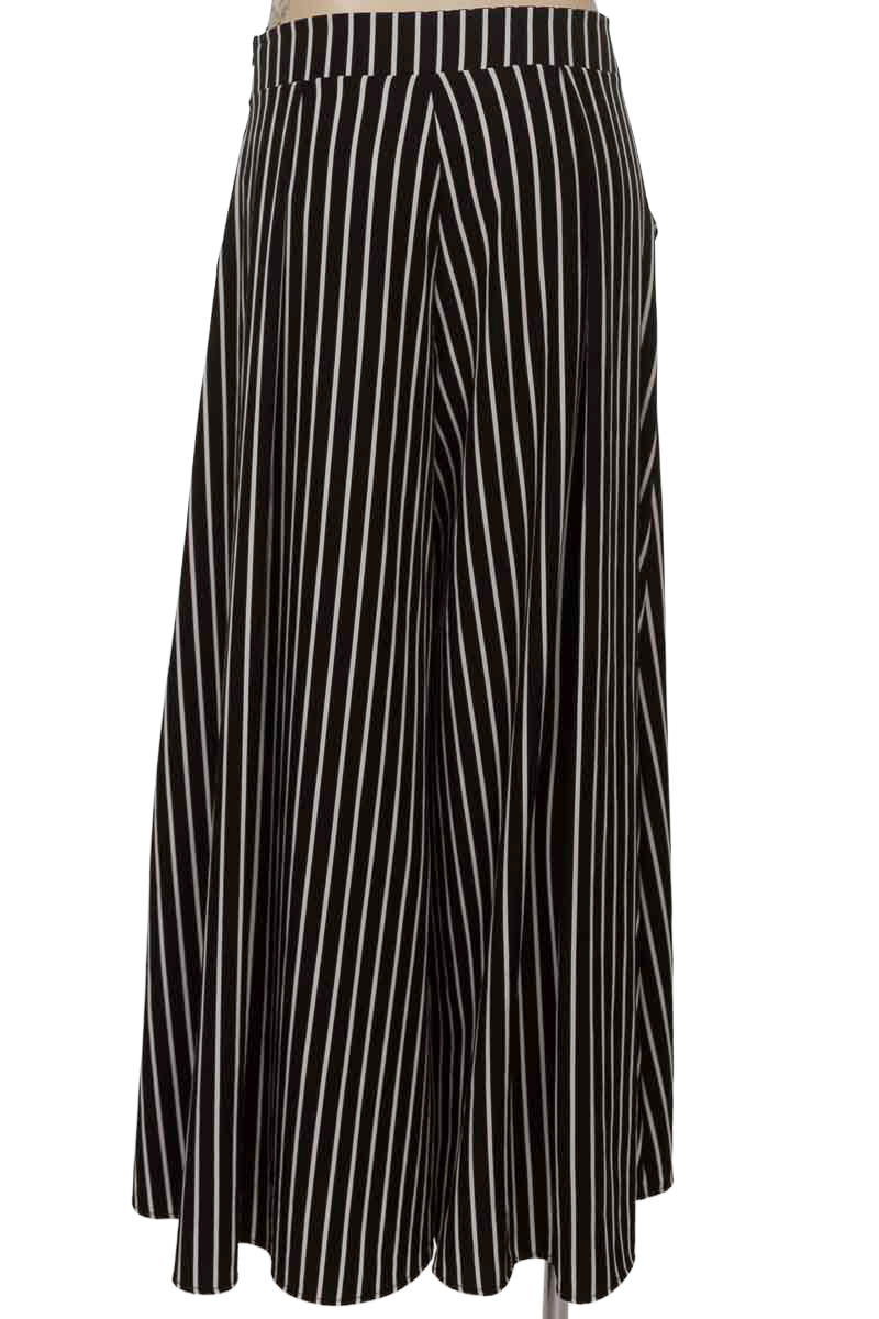 Pantalones color Negro - Nylon Apparel