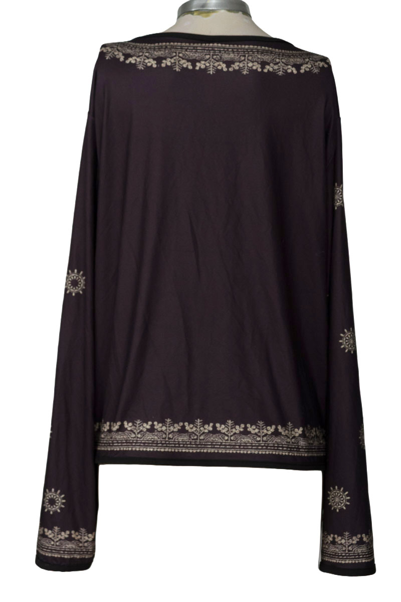 Blusa color Negro - Closeando