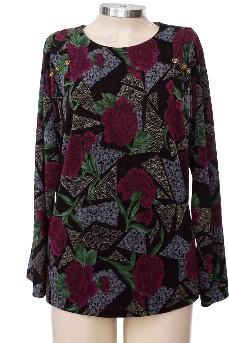 Sweater color Negro - Closeando