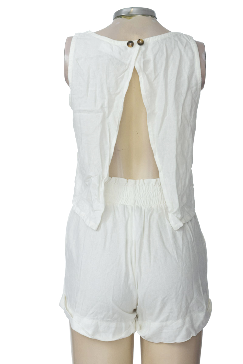 Vestido / Enterizo color Blanco - Victory