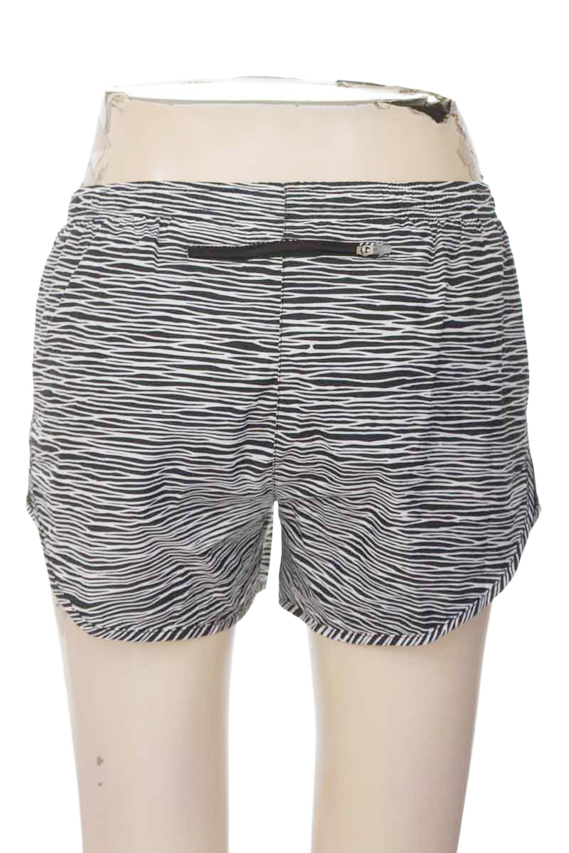 Ropa Deportiva / Salida de Baño color Negro - DRI-FIT