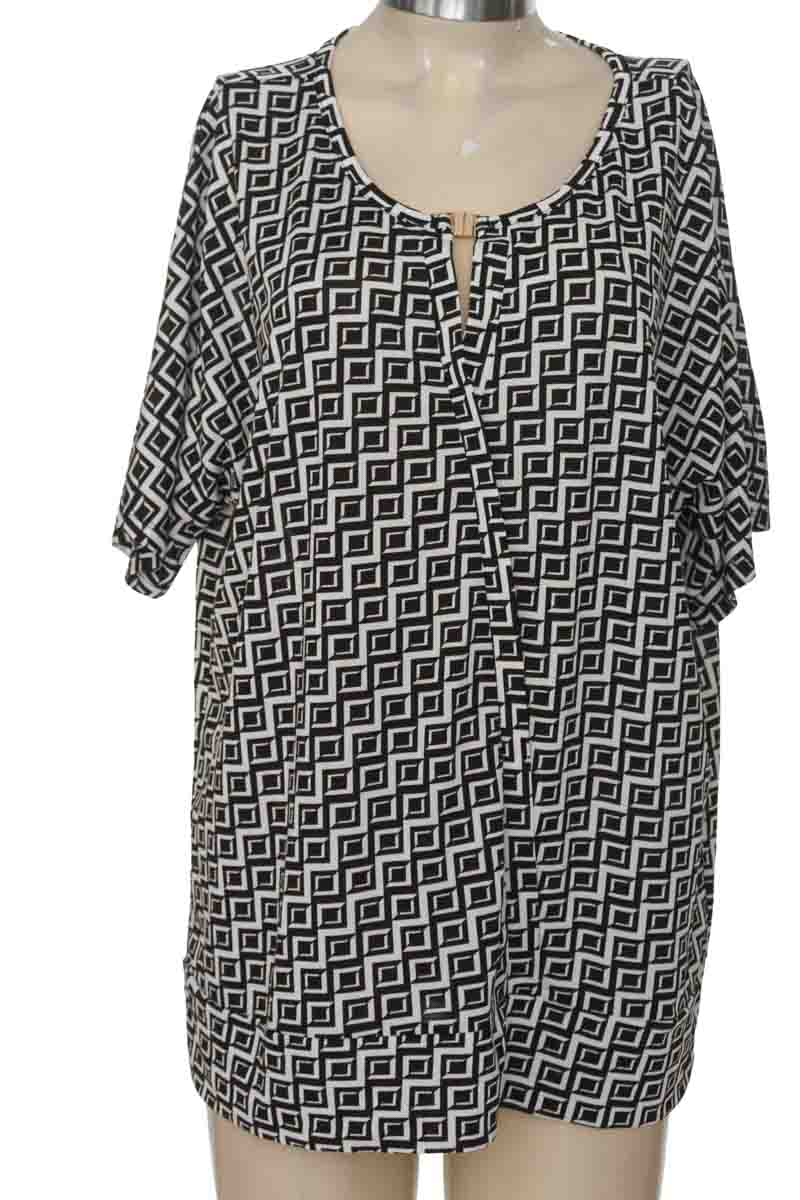Blusa color Negro - Southland