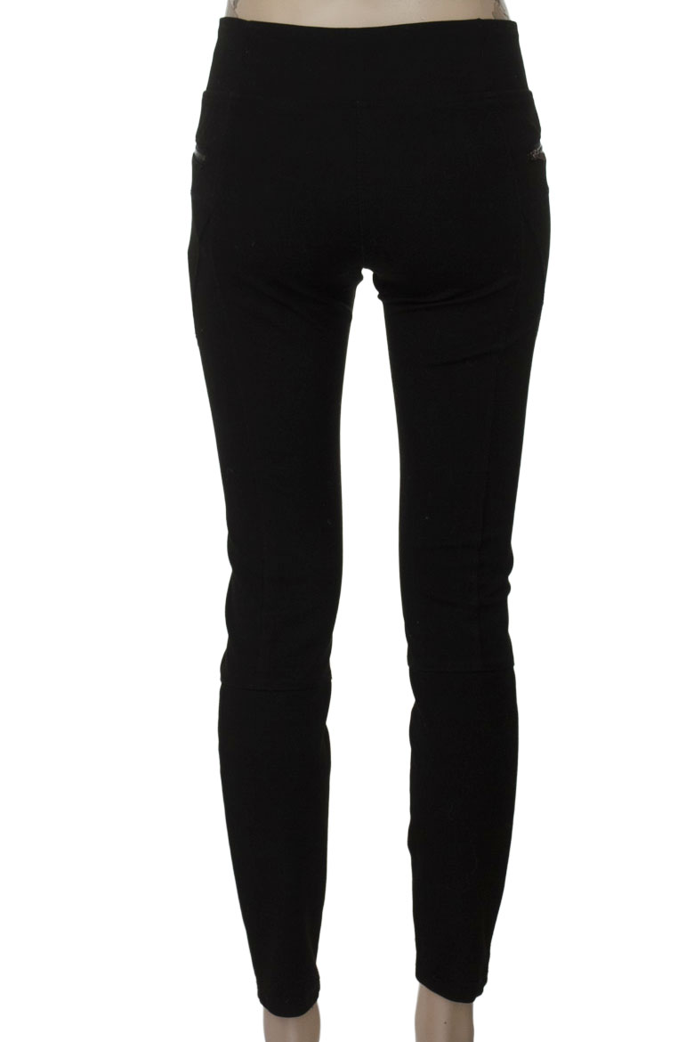 Pantalones color Negro - Zara