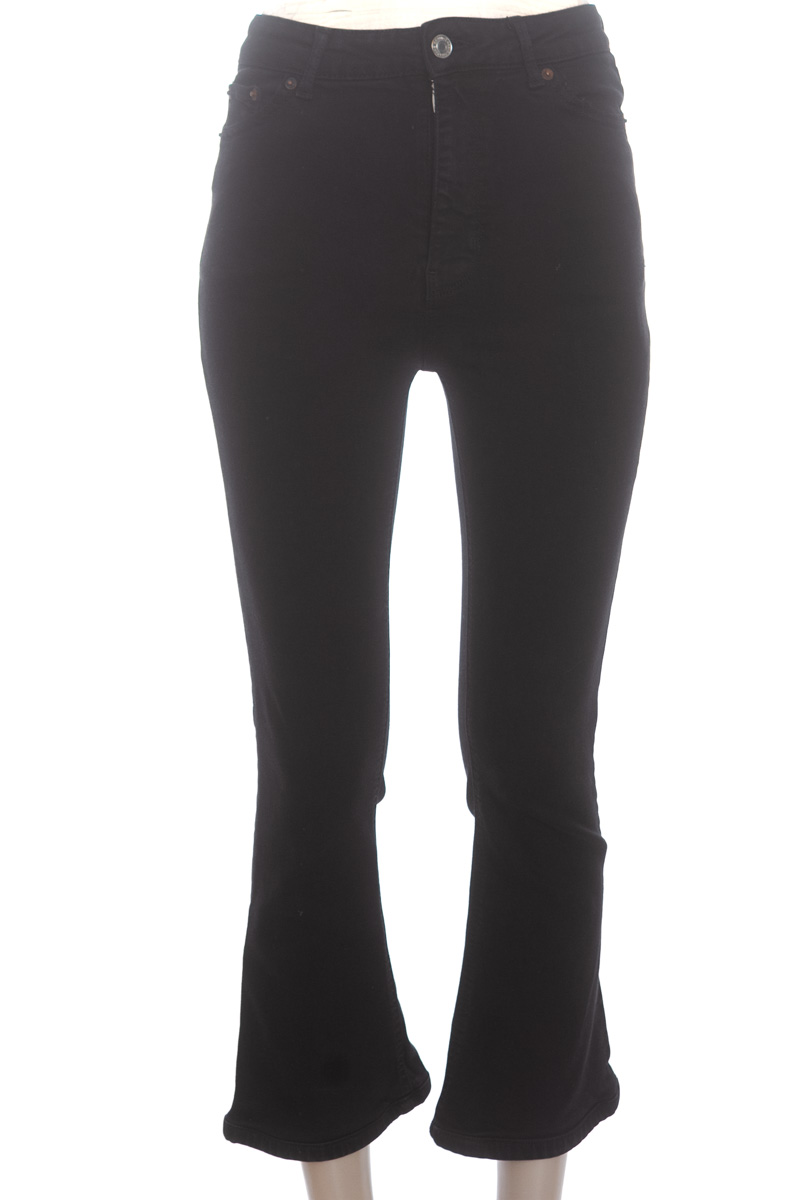 Pantalones color Negro - Zara