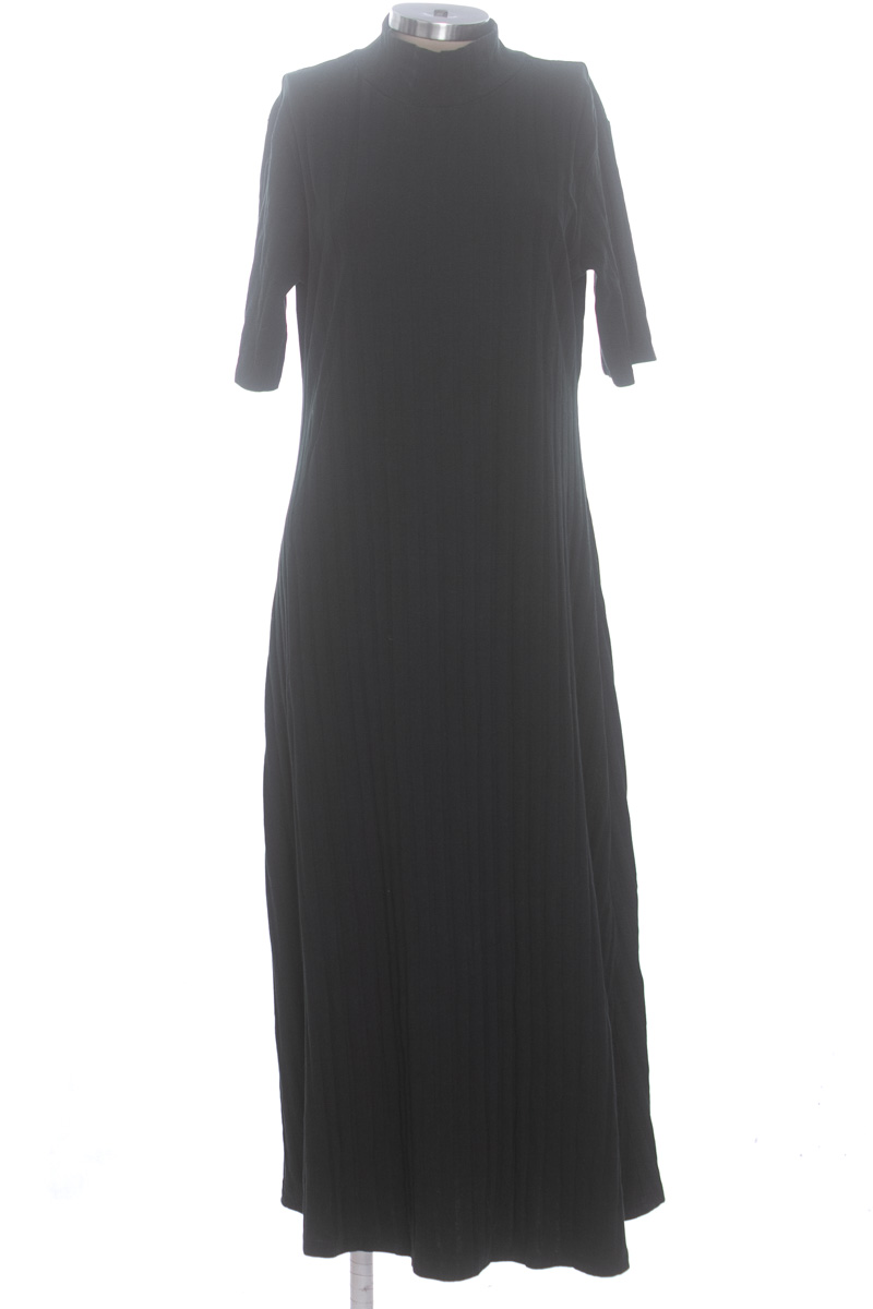 Vestido / Enterizo color Verde - Zara