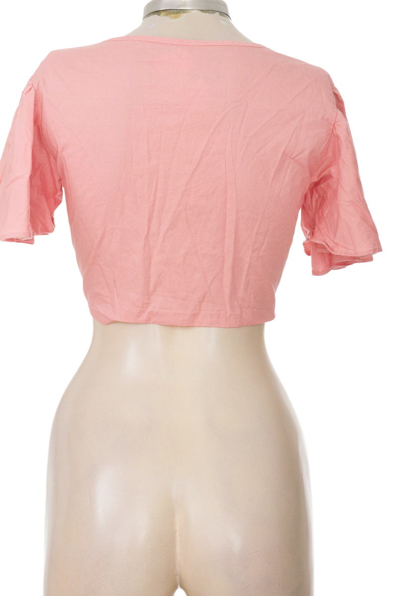 Top / Camiseta color Rosado - Closeando