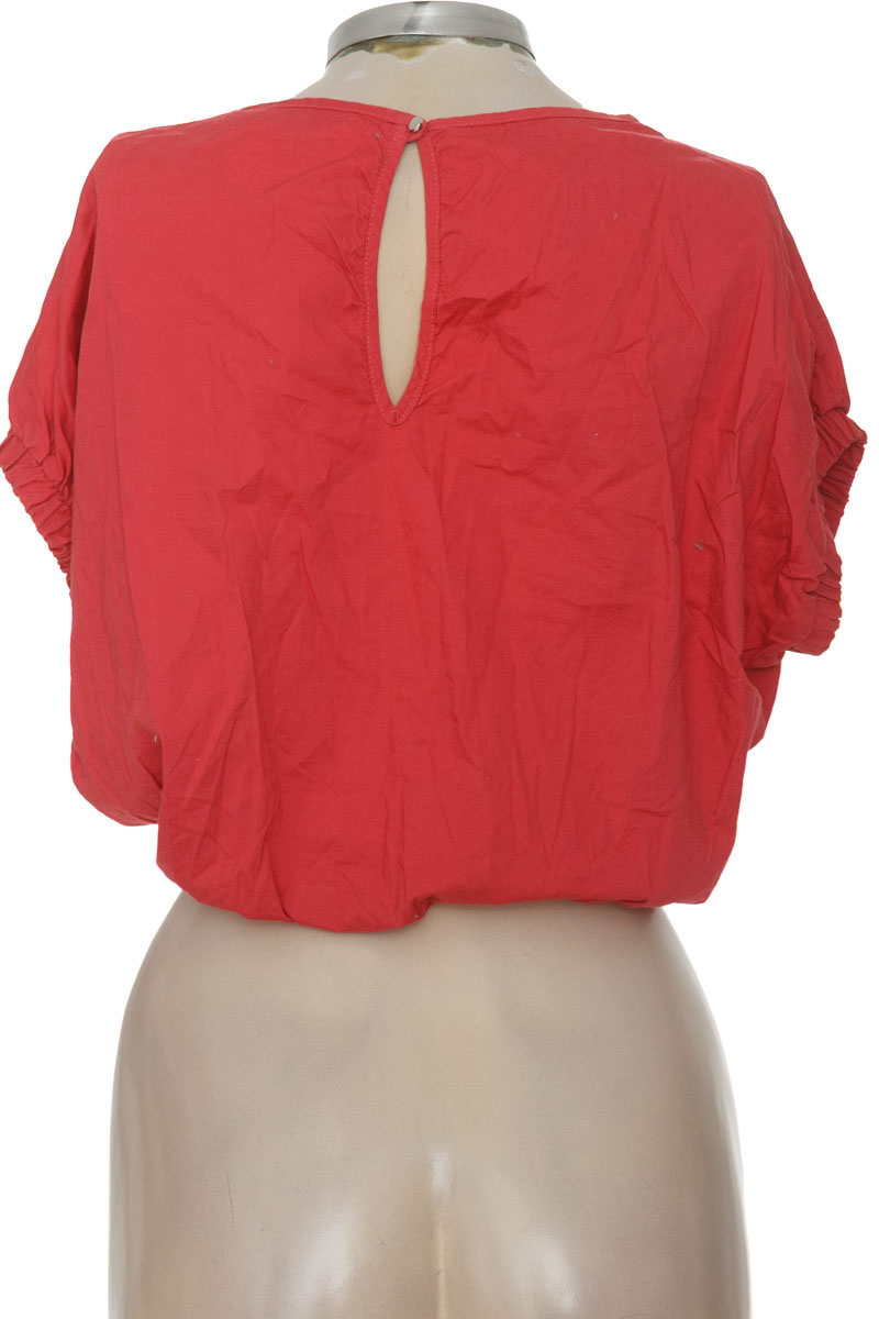 Top / Camiseta color Vinotinto - RAGGED