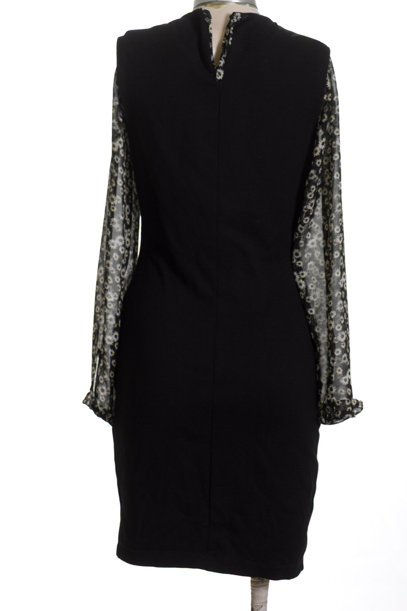 Vestido / Enterizo color Negro - Zara