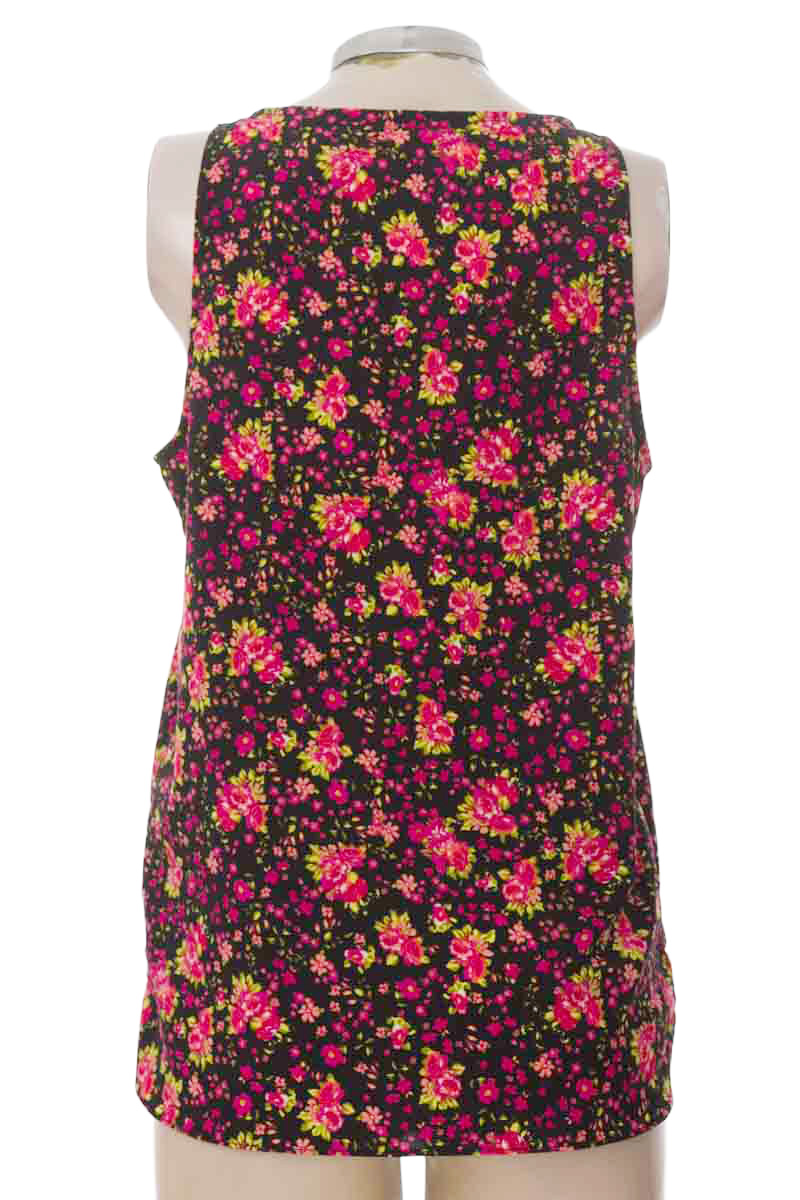 Top / Camiseta color Negro - PATPRIMO