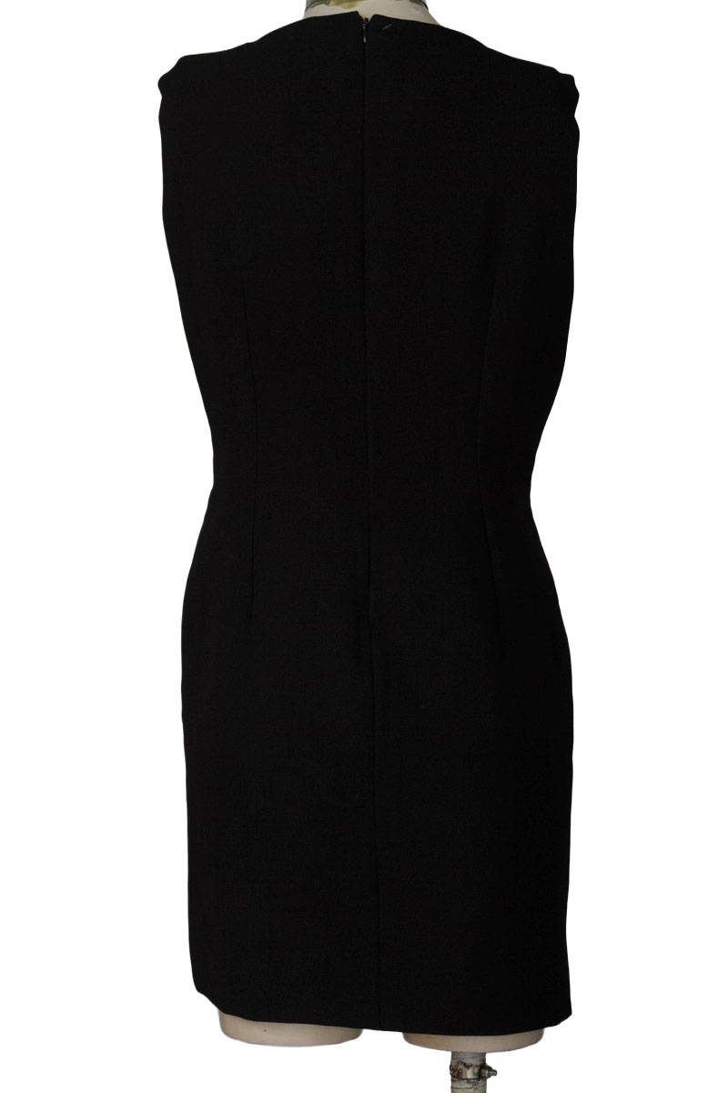 Vestido / Enterizo color Negro - Closeando