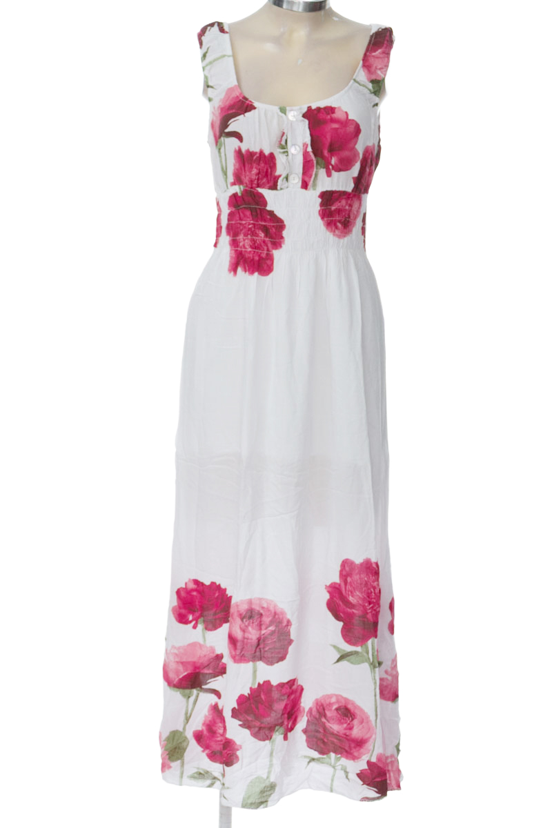 Vestido / Enterizo color Blanco - Closeando